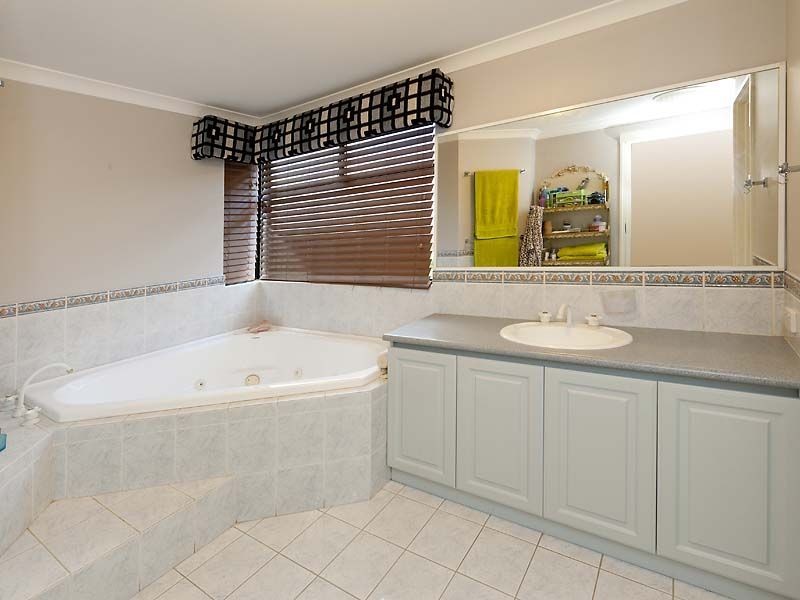 45 Welbeck Road, Canning Vale WA 6155