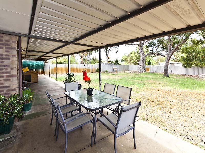 46 Greenway Avenue, Thornlie WA 6108