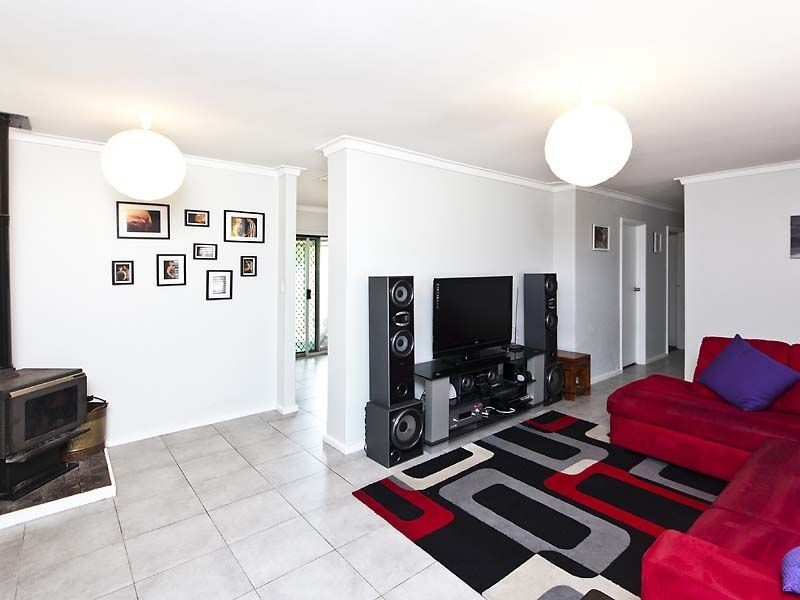 46 Greenway Avenue, Thornlie WA 6108