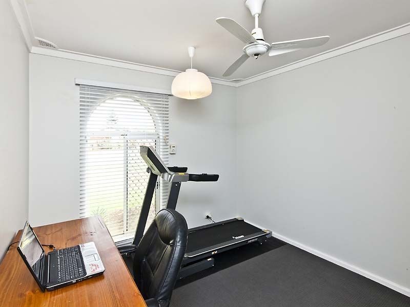 46 Greenway Avenue, Thornlie WA 6108