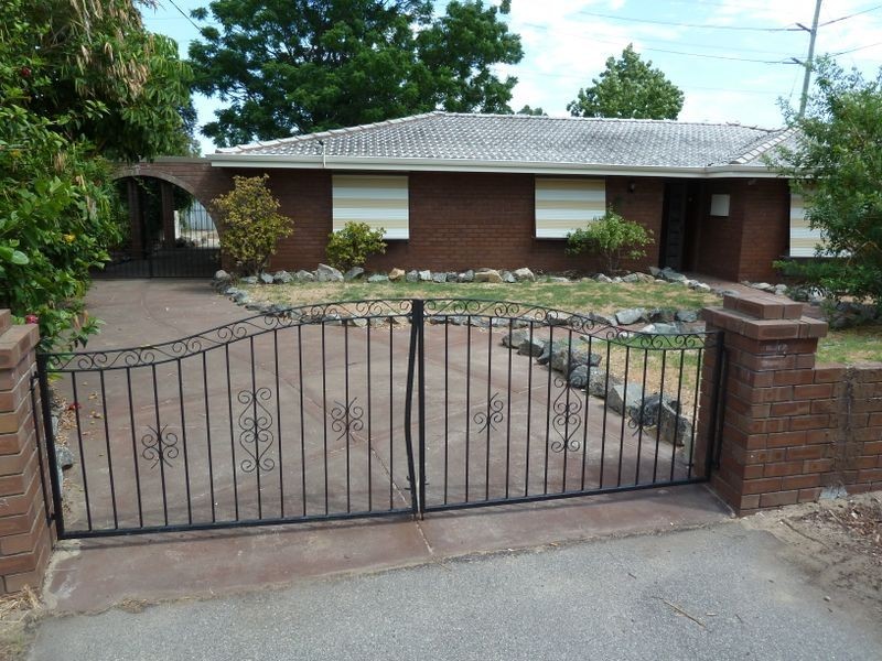 18 Wilfred Court, Thornlie WA 6108