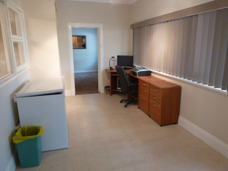 33 Ovens Road, Thornlie WA 6108