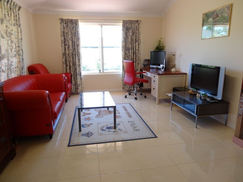 11 Grafton Court, Canning Vale WA 6155