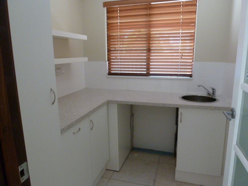 10 Fairset Street, Thornlie WA 6108