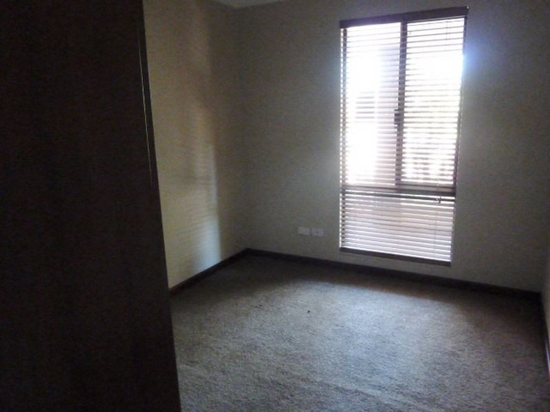 10 Fairset Street, Thornlie WA 6108