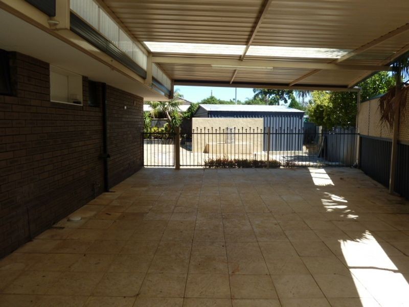 10 Fairset Street, Thornlie WA 6108