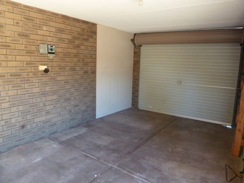 10 Fairset Street, Thornlie WA 6108