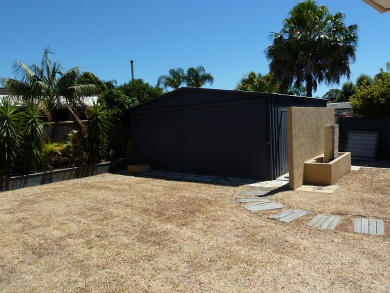 10 Fairset Street, Thornlie WA 6108