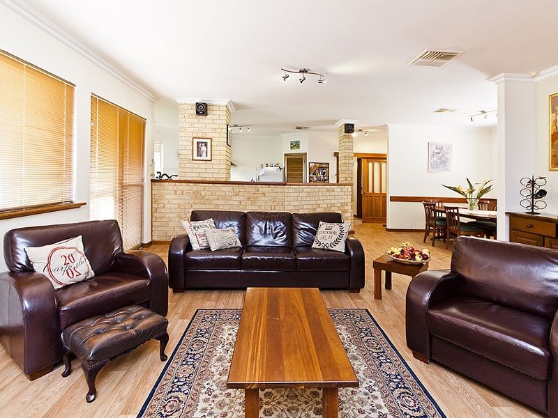 135 Linton Street North, Darling Downs WA 6122