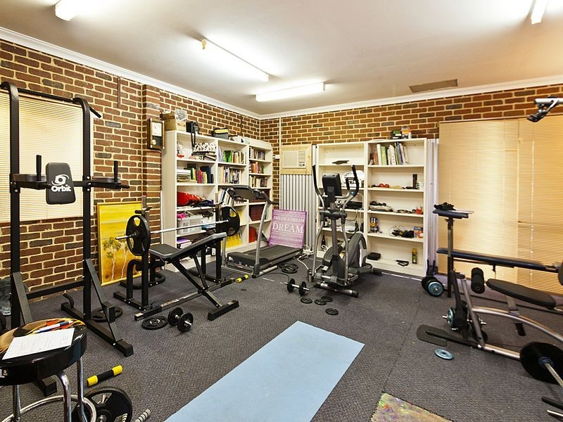 135 Linton Street North, Darling Downs WA 6122