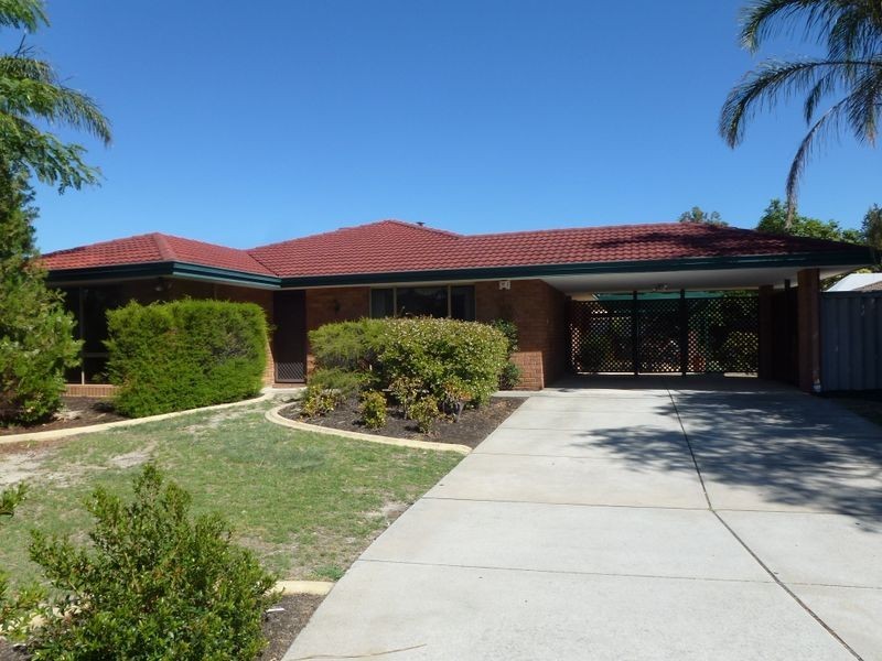 22 Larkspur Place, Thornlie WA 6108