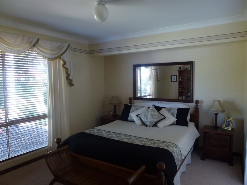 22 Larkspur Place, Thornlie WA 6108