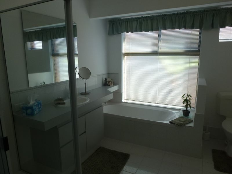 22 Larkspur Place, Thornlie WA 6108