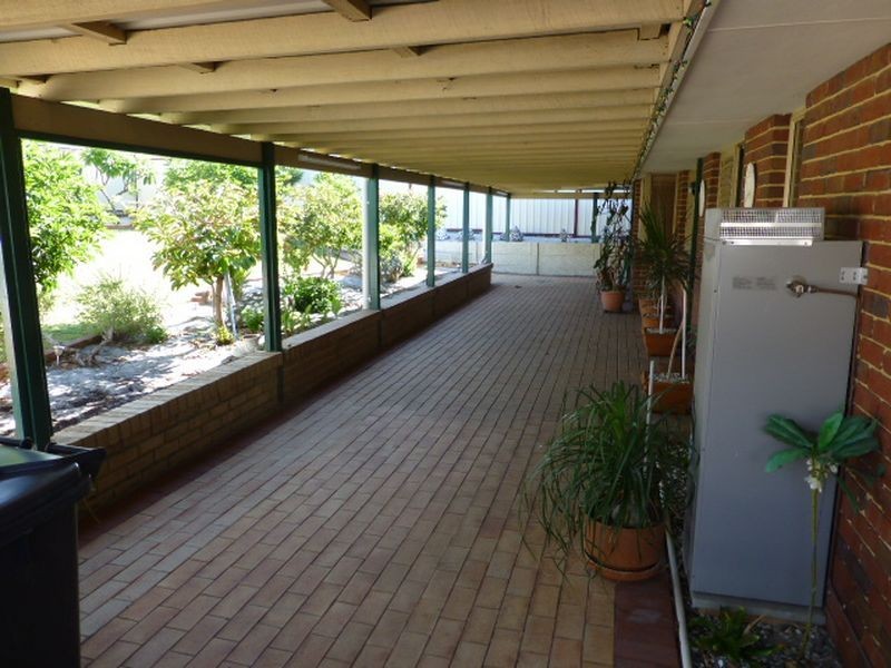 95 Warton Road, Thornlie WA 6108