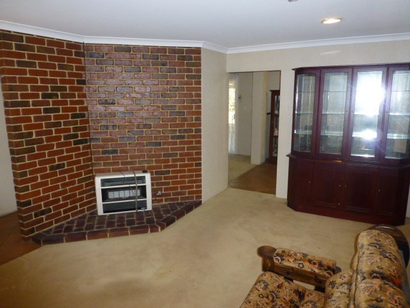 95 Warton Road, Thornlie WA 6108