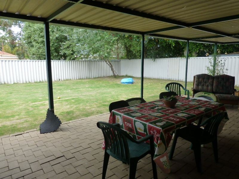 4 Letsom Way, Langford WA 6147