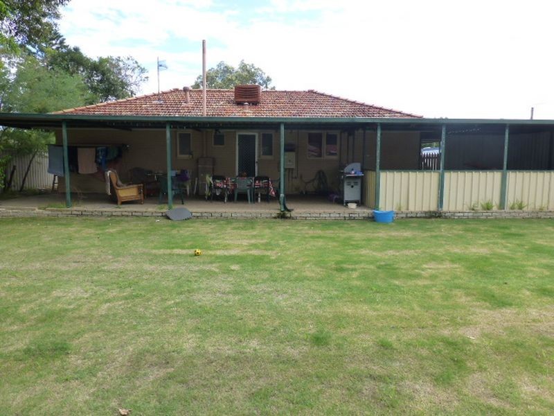 4 Letsom Way, Langford WA 6147