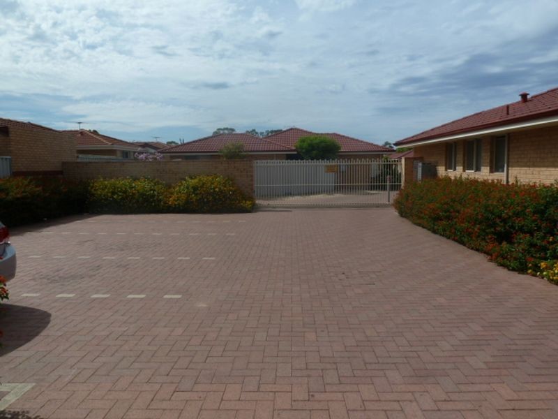 10/99 George Way, Cannington WA 6107