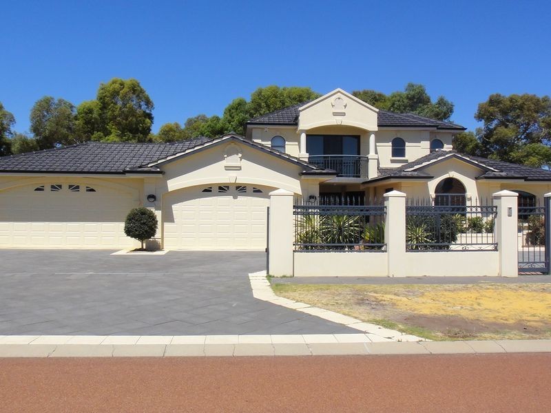 9B Ashmore Avenue, Canning Vale WA 6155