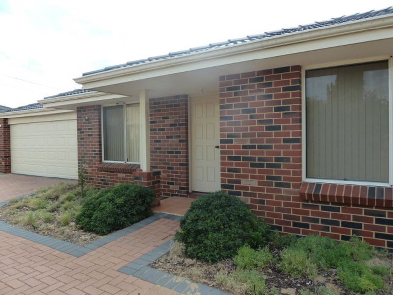 2/335 Wharf Street, Queens Park WA 6107