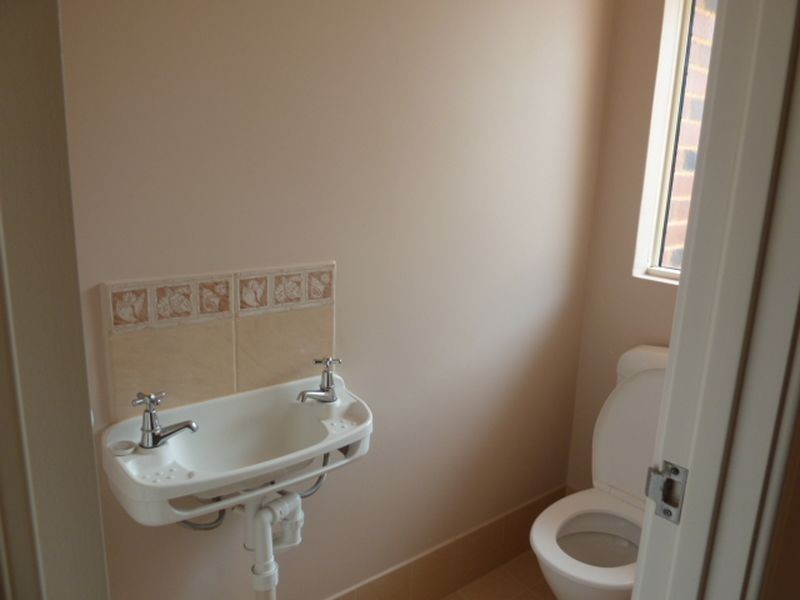 2/335 Wharf Street, Queens Park WA 6107