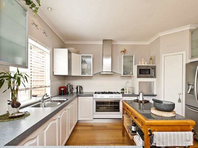 24 Jade Street, Mount Richon WA 6112