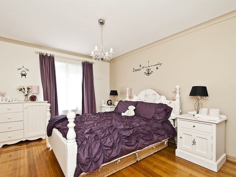 24 Jade Street, Mount Richon WA 6112