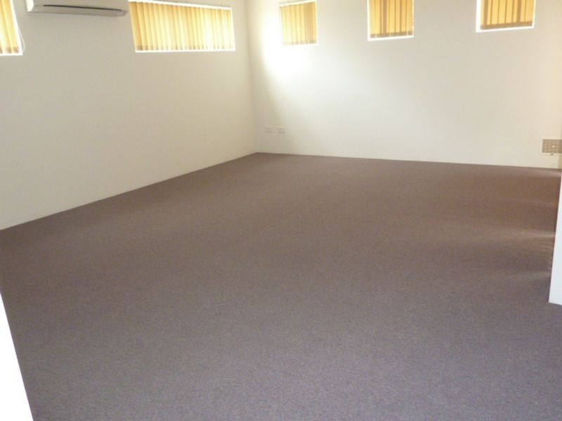 2/88 Wheatley Street, Gosnells WA 6110