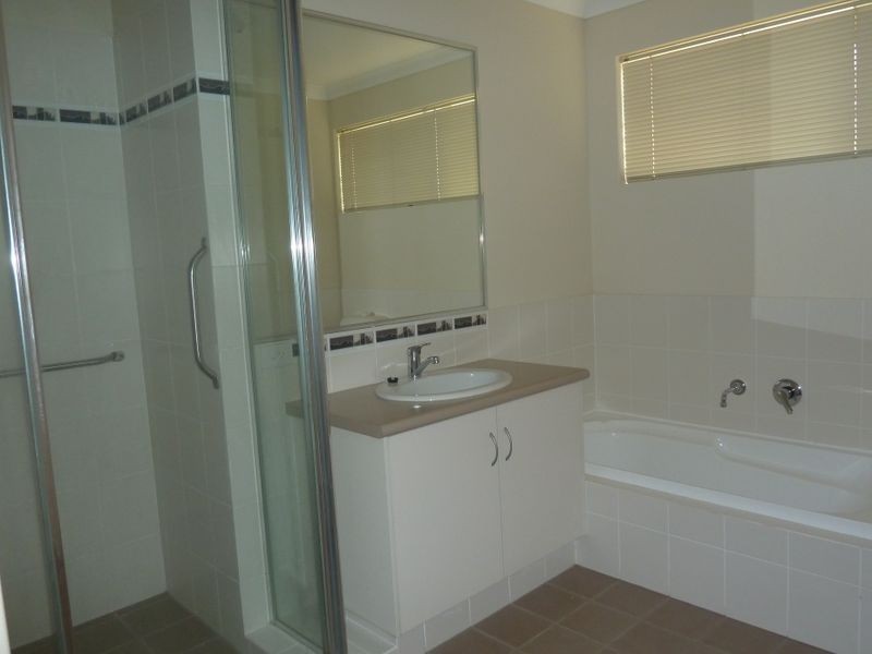 2/88 Wheatley Street, Gosnells WA 6110