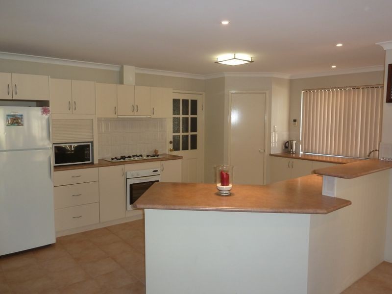 2 Nutbush Court, Thornlie WA 6108