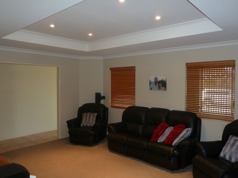 2 Nutbush Court, Thornlie WA 6108