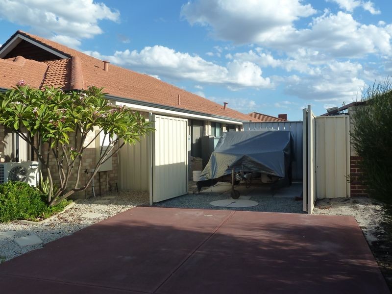 2 Nutbush Court, Thornlie WA 6108