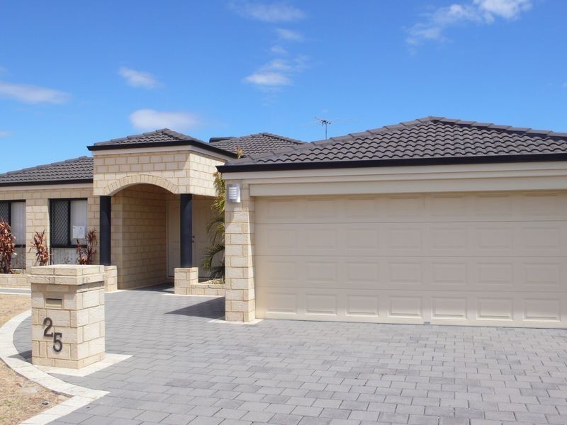 25 Barkley Loop, Canning Vale WA 6155