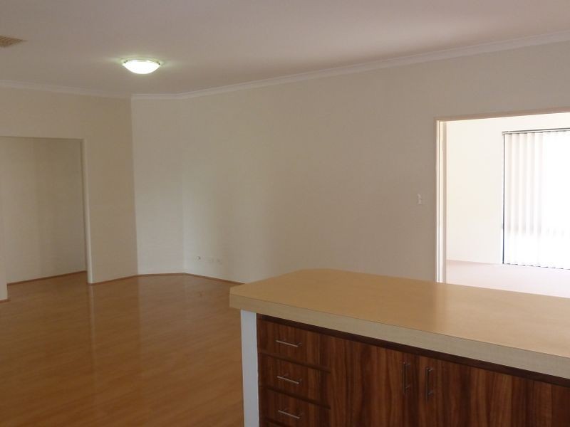 25 Barkley Loop, Canning Vale WA 6155