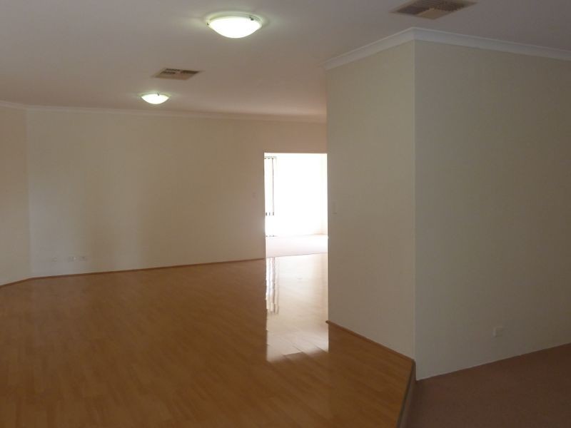 25 Barkley Loop, Canning Vale WA 6155