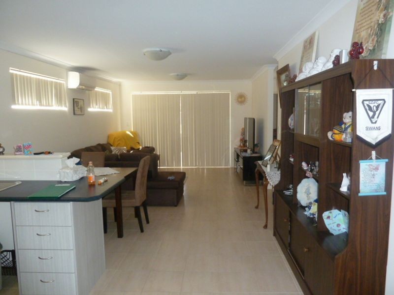 17A Panozza Circle, Maddington WA 6109