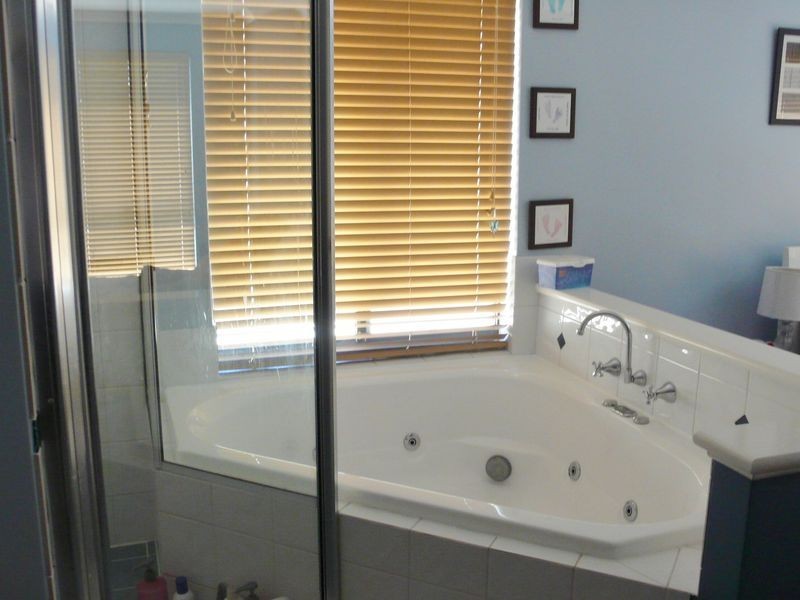 10 Bering Promenade, Canning Vale WA 6155