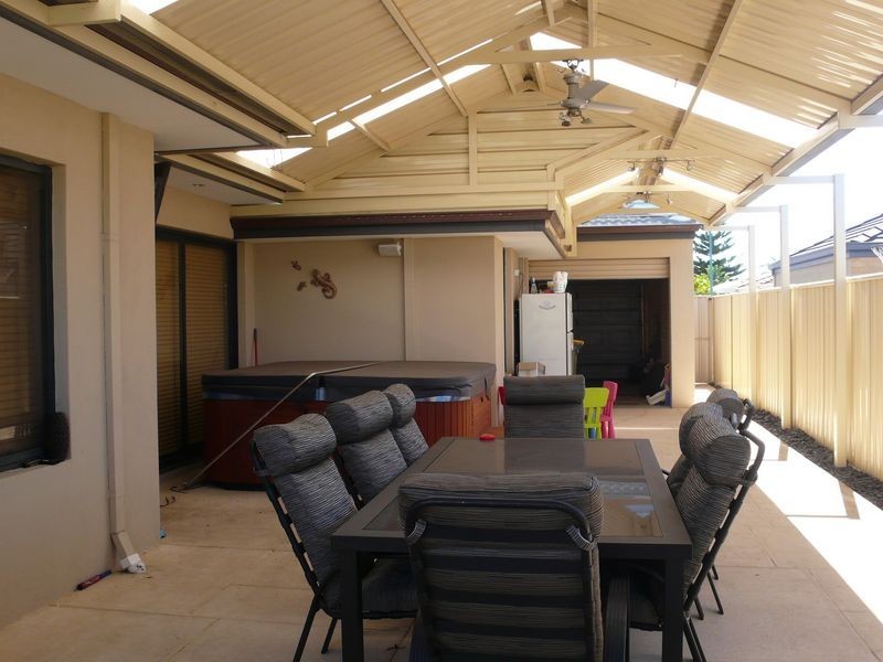 10 Bering Promenade, Canning Vale WA 6155