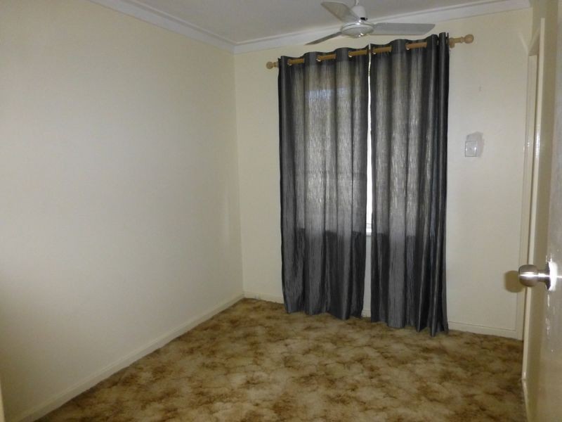 8 Woodmore Road, Langford WA 6147