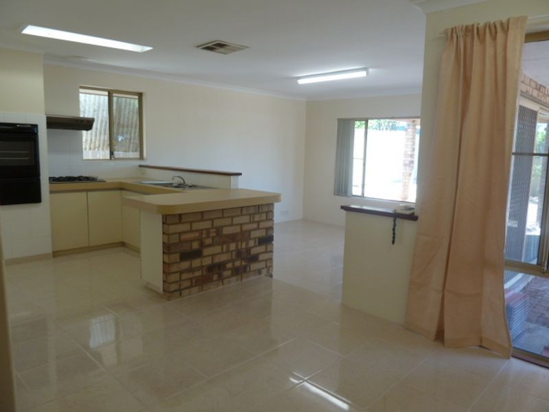 53 Warton Road, Thornlie WA 6108