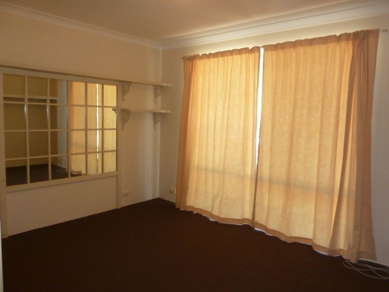 53 Warton Road, Thornlie WA 6108