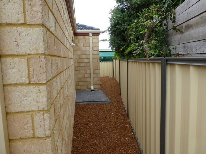 16 Debenham Street, Thornlie WA 6108