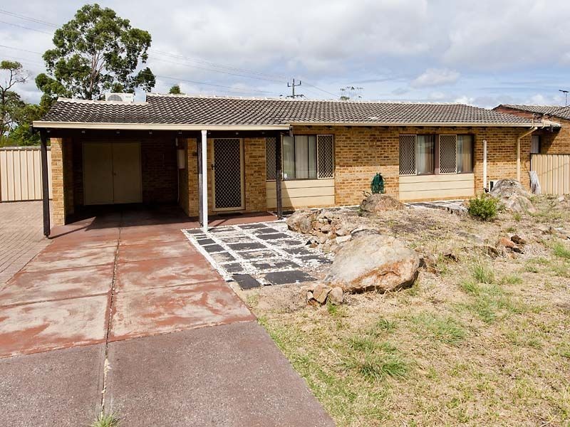 72A Spring Road, Thornlie WA 6108