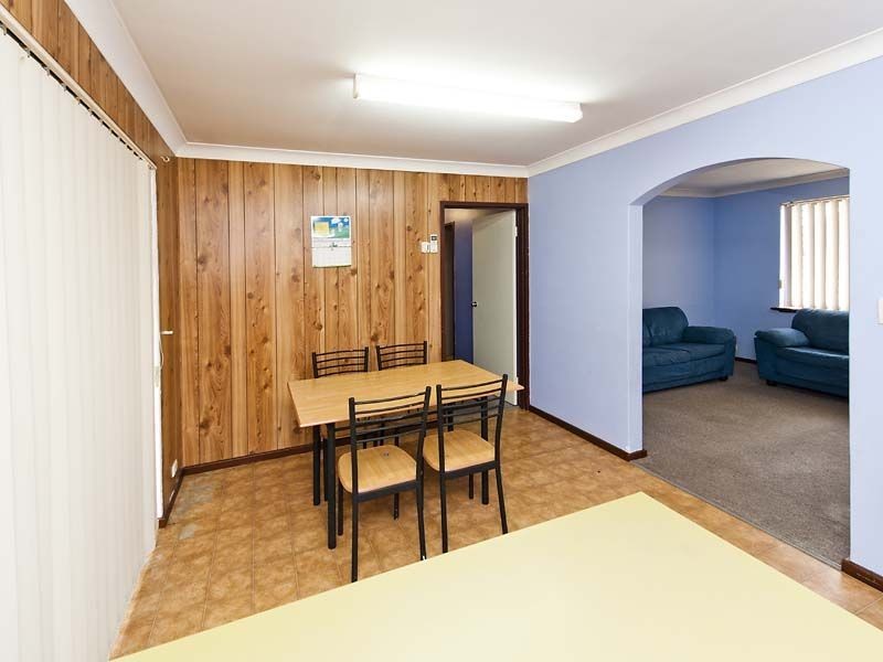 72A Spring Road, Thornlie WA 6108