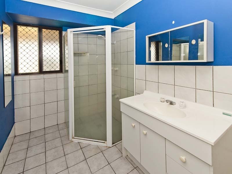 72A Spring Road, Thornlie WA 6108