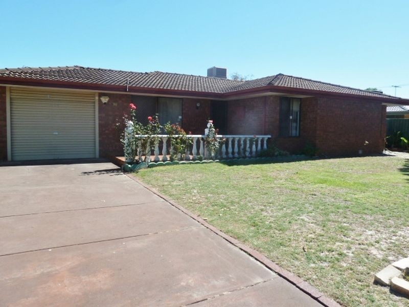 36 Burslem Drive, Thornlie WA 6108