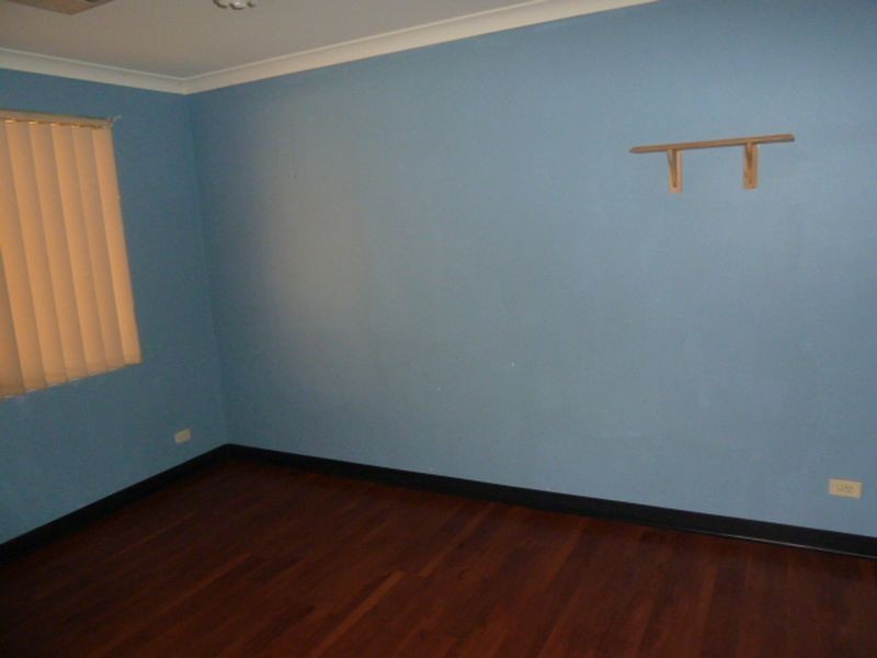 14 Winterbourne Glade, Maddington WA 6109