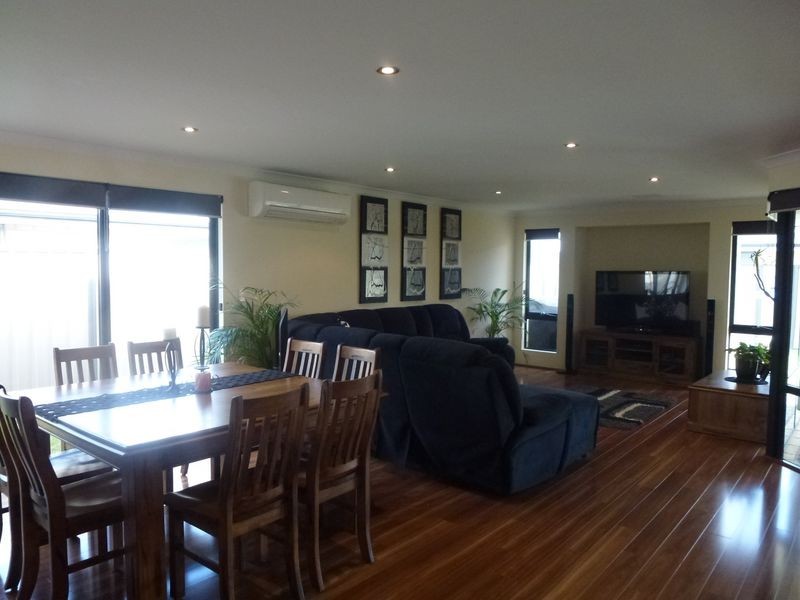 42 Ramorine Turn, Southern River WA 6110