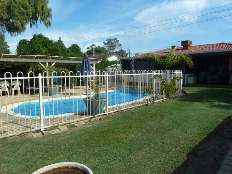 94 Yale Road, Thornlie WA 6108