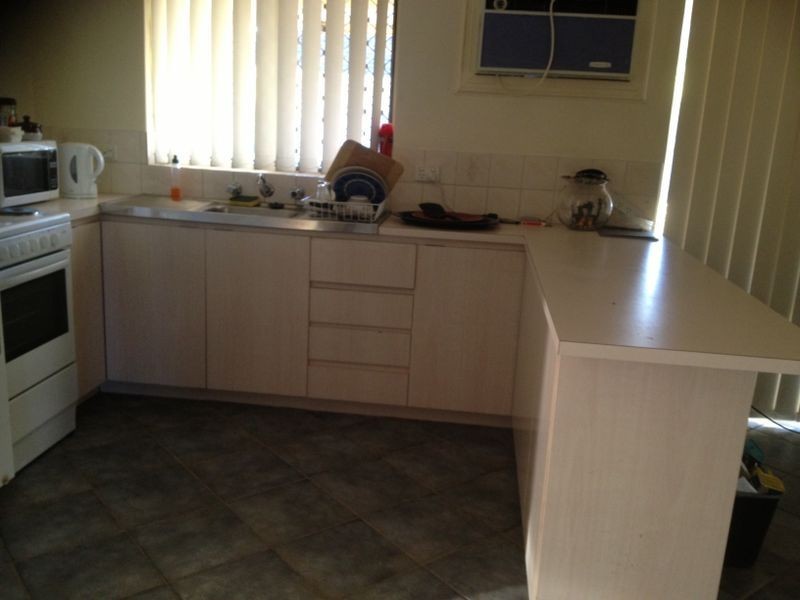 31 Parakeela Grove, Maddington WA 6109